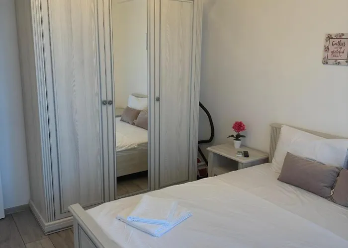 601 B1 Almar Luxury Residence-renting & Free Pool Lägenhet Năvodari